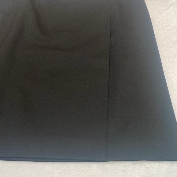 “346” BROOKS BROTHERS Size 8 Basic Black Lined Skirt - Picture 10 of 10